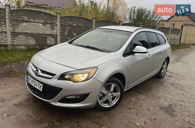 Универсал Opel Astra 2014 в Ровно