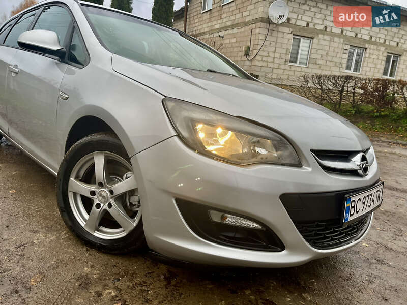 Универсал Opel Astra 2014 в Ровно фото 19 Универсал Opel Astra 2014 в Ровно