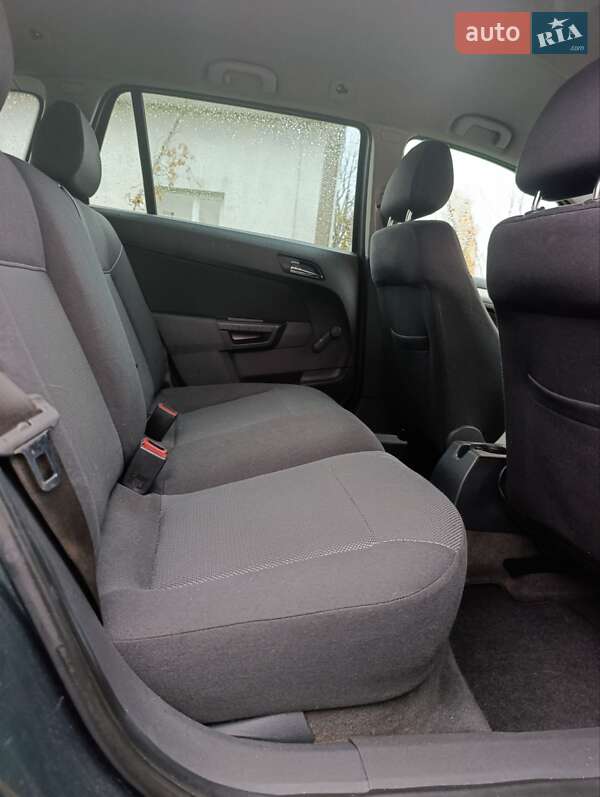 Универсал Opel Astra 2009 в Луцке фото 36 Универсал Opel Astra 2009 в Луцке