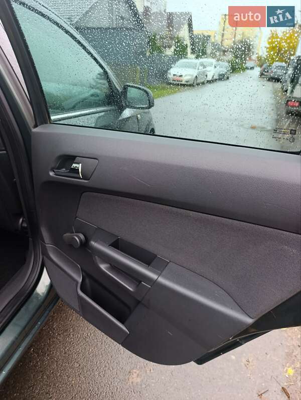 Универсал Opel Astra 2009 в Луцке фото 45 Универсал Opel Astra 2009 в Луцке