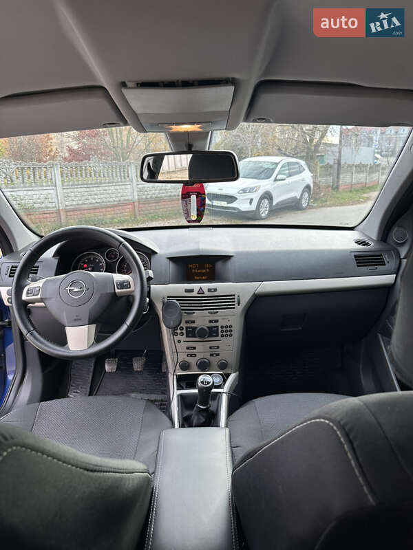 Універсал Opel Astra 2007 в Києві