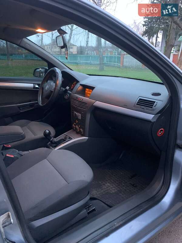 Універсал Opel Astra 2006 в Ромнах фото 6 Універсал Opel Astra 2006 в Ромнах