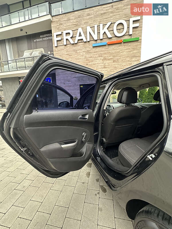 Универсал Opel Astra 2010 в Ужгороде