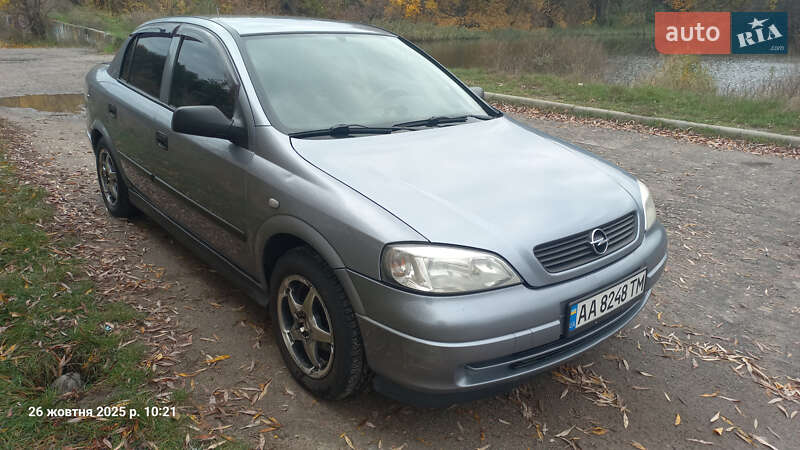 Седан Opel Astra 2006 в Києві фото 4 Седан Opel Astra 2006 в Києві