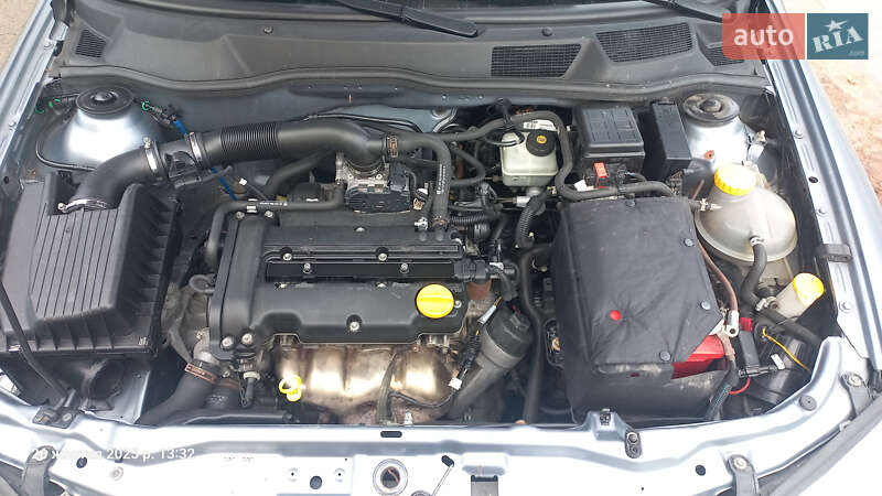 Седан Opel Astra 2006 в Києві фото 8 Седан Opel Astra 2006 в Києві