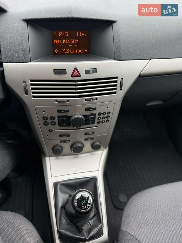 Хэтчбек Opel Astra 2008 в Киеве фото 14 Хэтчбек Opel Astra 2008 в Киеве