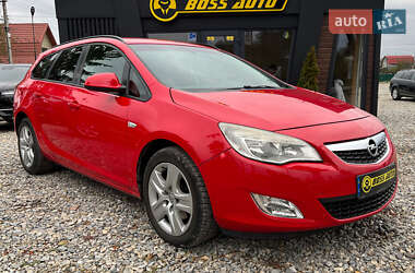 Универсал Opel Astra 2011 в Коломые