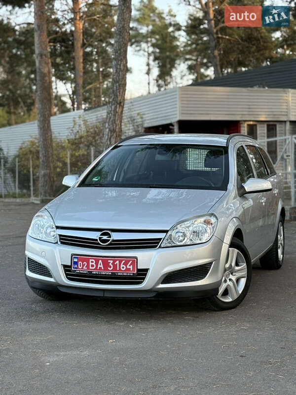 Opel Astra 2009
