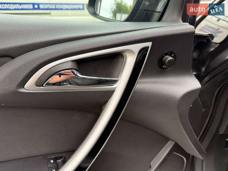 Универсал Opel Astra 2011 в Стрые фото 57 Универсал Opel Astra 2011 в Стрые