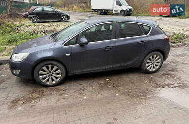 Хэтчбек Opel Astra 2010 в Львове