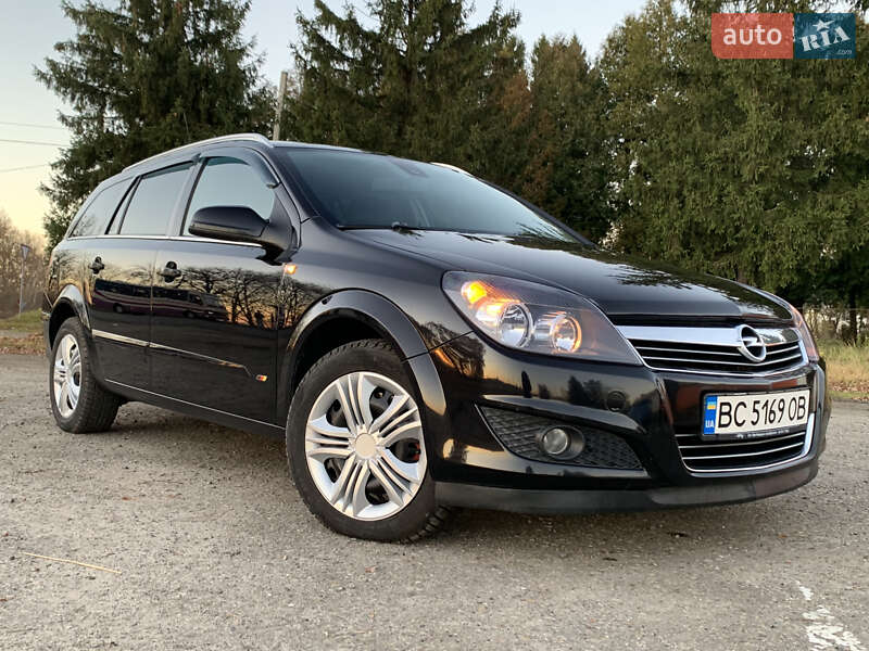 Универсал Opel Astra 2007 в Дрогобыче
