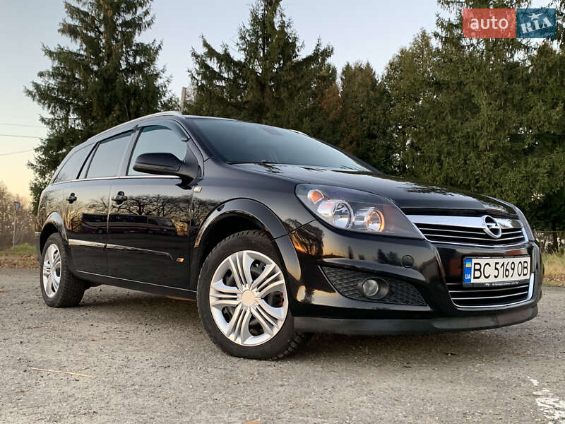 Универсал Opel Astra 2007 в Дрогобыче