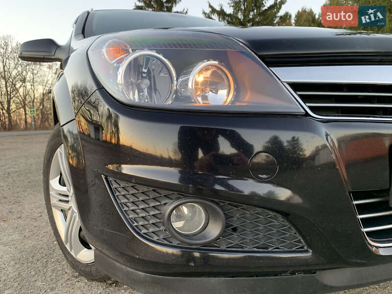 Универсал Opel Astra 2007 в Дрогобыче