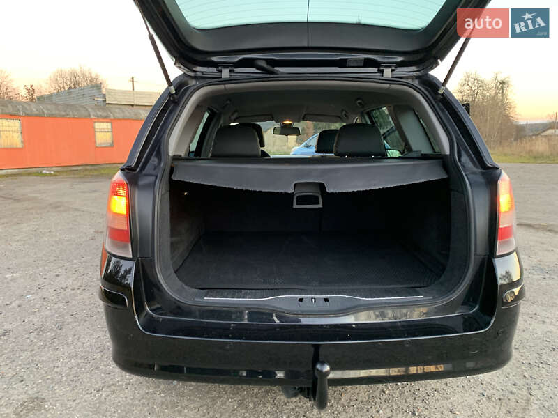 Универсал Opel Astra 2007 в Дрогобыче