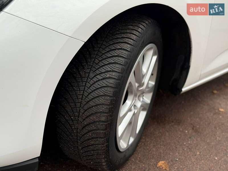 Універсал Opel Astra 2018 в Чернігові