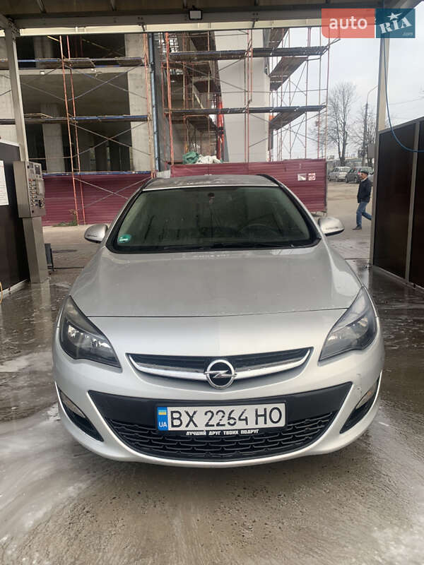 Opel Astra 2013 Opel Astra 2013