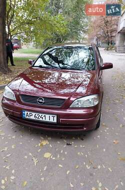 Седан Opel Astra 2003 в Запорожье