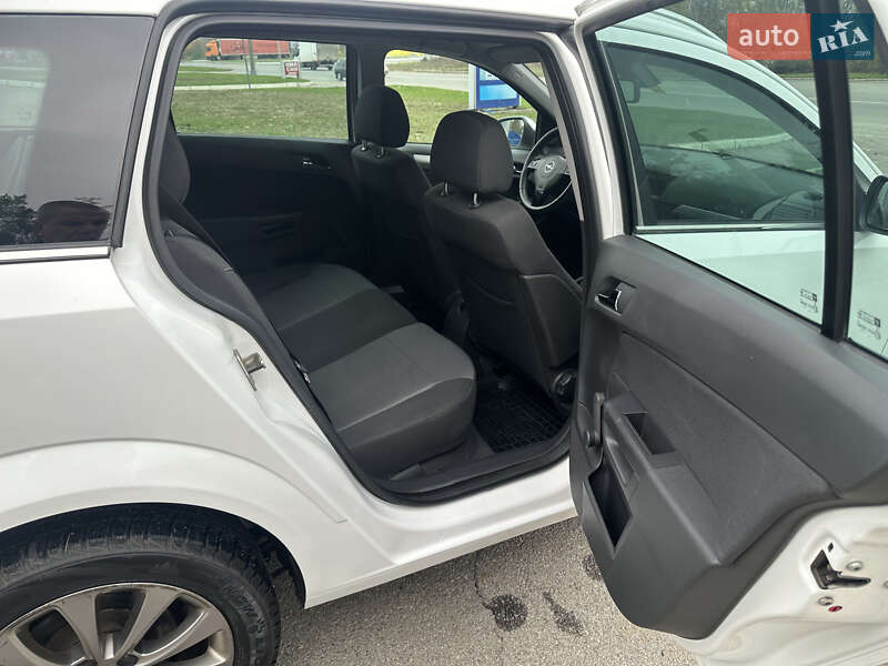 Универсал Opel Astra 2010 в Харькове фото 15 Универсал Opel Astra 2010 в Харькове