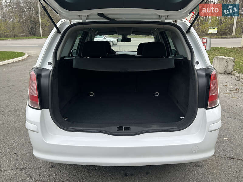Универсал Opel Astra 2010 в Харькове фото 17 Универсал Opel Astra 2010 в Харькове