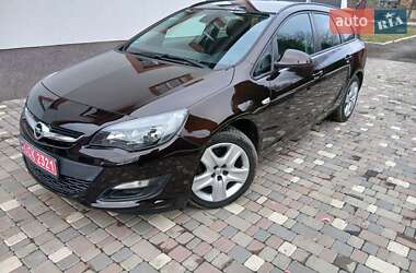Универсал Opel Astra 2012 в Христиновке