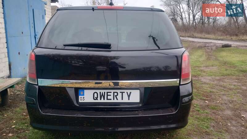 Универсал Opel Astra 2005 в Чугуеве