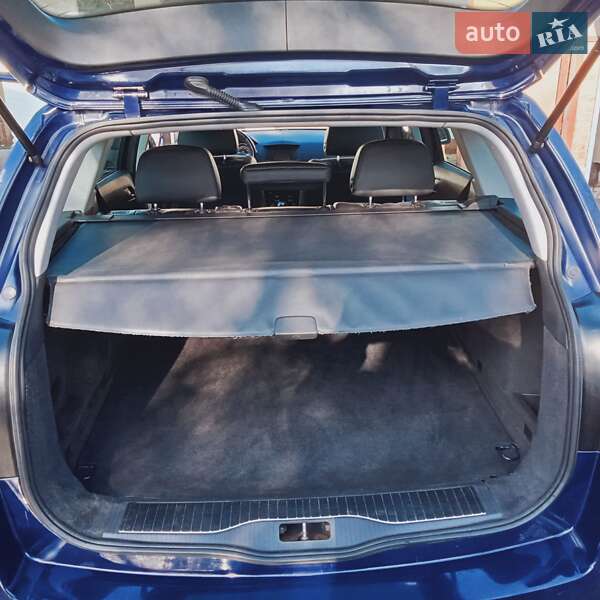 Універсал Opel Astra 2010 в Луцьку