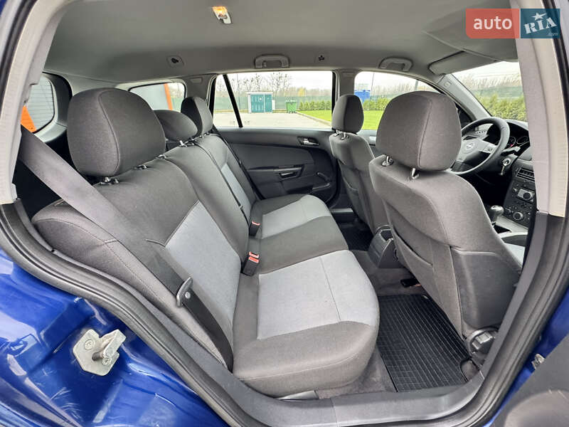 Універсал Opel Astra 2005 в Вінниці