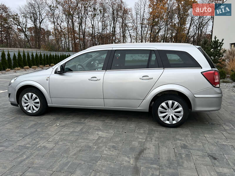 Универсал Opel Astra 2010 в Луцке фото 13 Универсал Opel Astra 2010 в Луцке