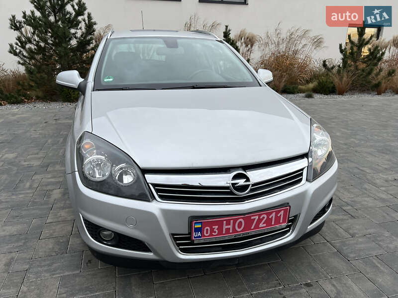 Универсал Opel Astra 2010 в Луцке фото 28 Универсал Opel Astra 2010 в Луцке