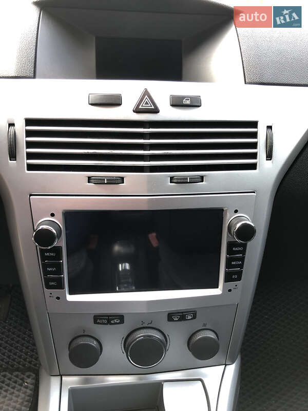 Универсал Opel Astra 2009 в Киеве