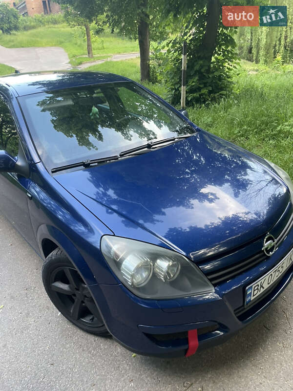 Хетчбек Opel Astra 2005 в Шумську