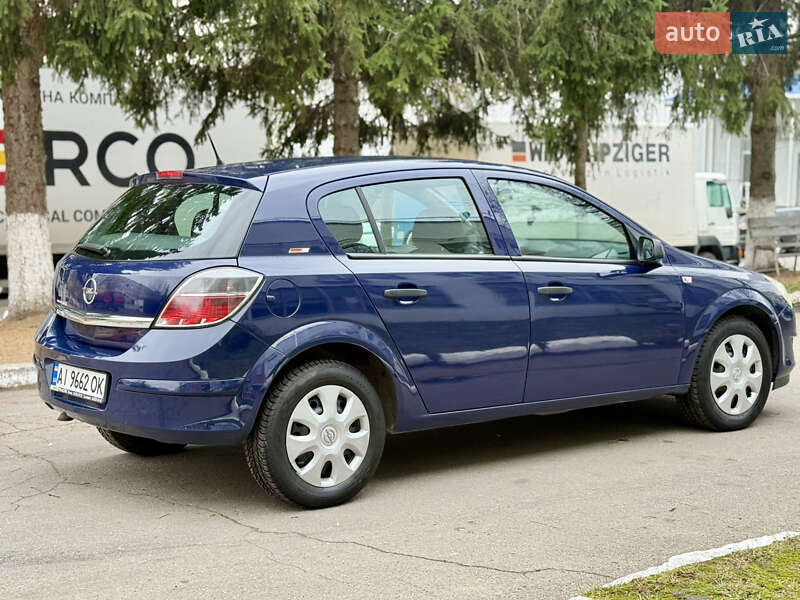 Хетчбек Opel Astra 2011 в Вінниці