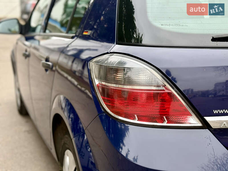 Хетчбек Opel Astra 2011 в Вінниці