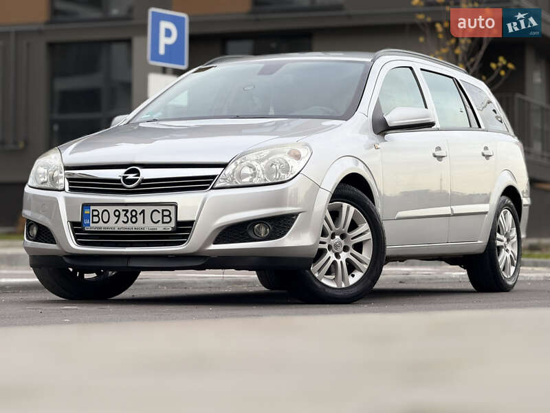 Универсал Opel Astra 2008 в Тернополе