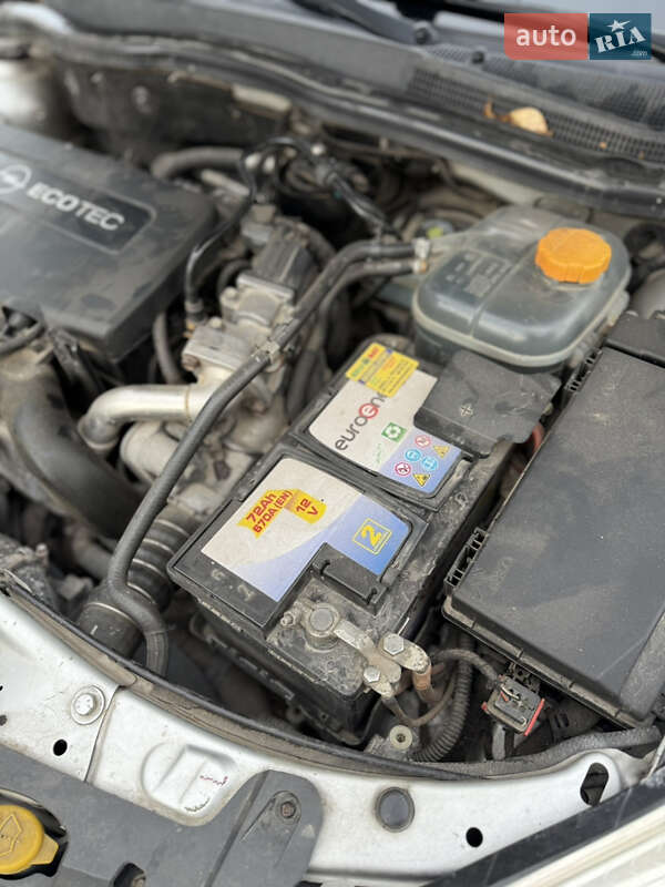 Универсал Opel Astra 2008 в Тернополе