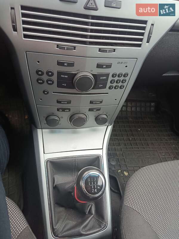 Универсал Opel Astra 2009 в Черкассах фото Универсал Opel Astra 2009 в Черкассах