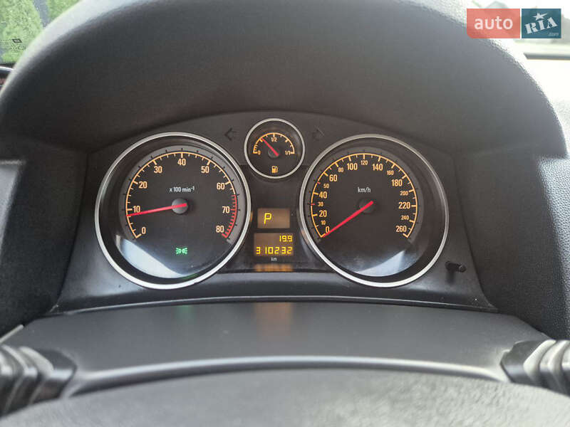 Седан Opel Astra 2008 в Каменец-Подольском