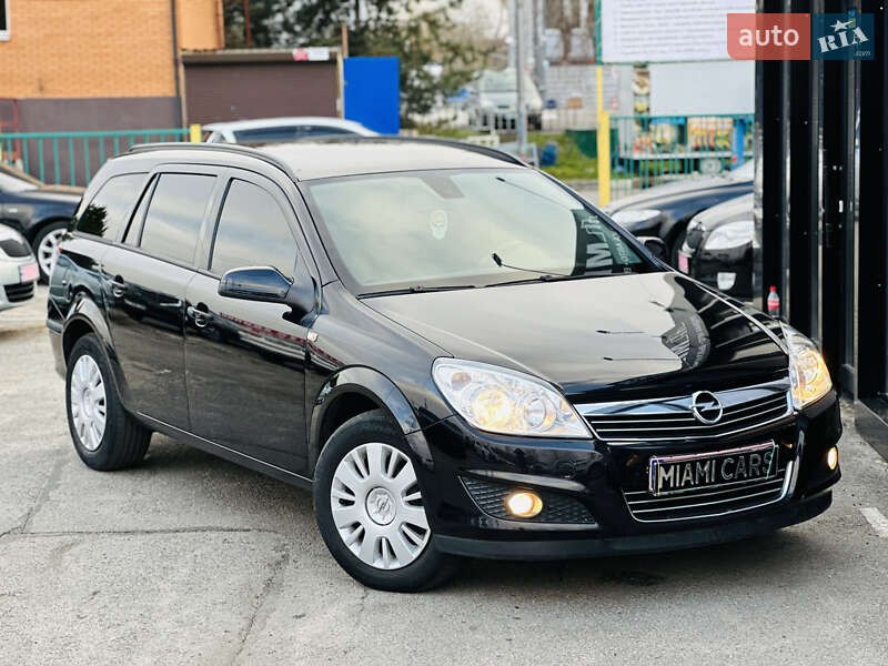 Універсал Opel Astra 2009 в Харкові