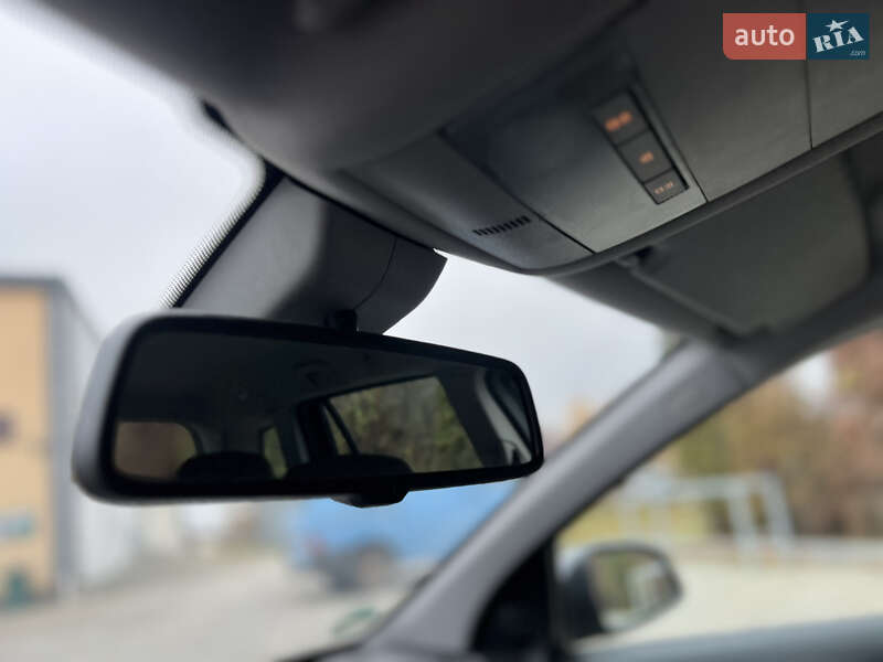 Універсал Opel Astra 2010 в Івано-Франківську