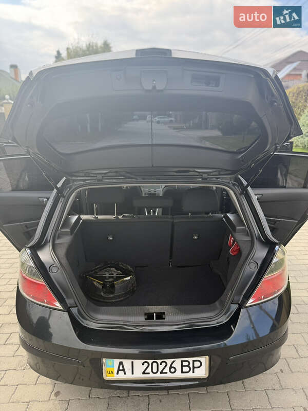 Хетчбек Opel Astra 2012 в Білій Церкві