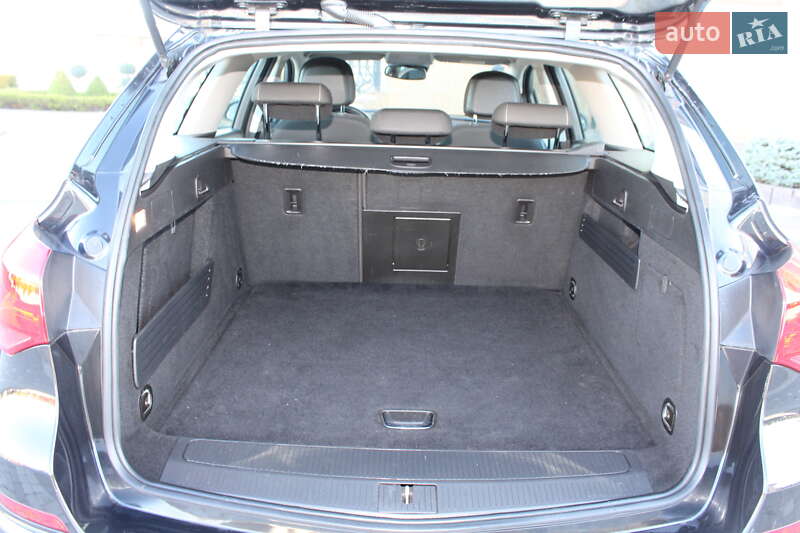 Універсал Opel Astra 2015 в Трускавці