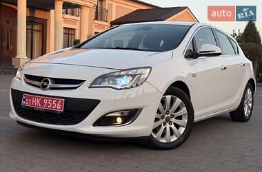 Хэтчбек Opel Astra 2014 в Стрые