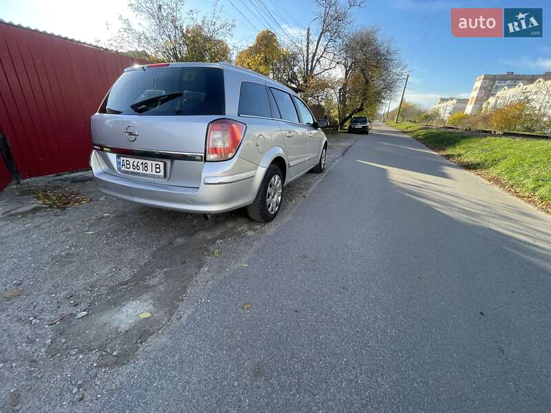 Універсал Opel Astra 2008 в Вінниці