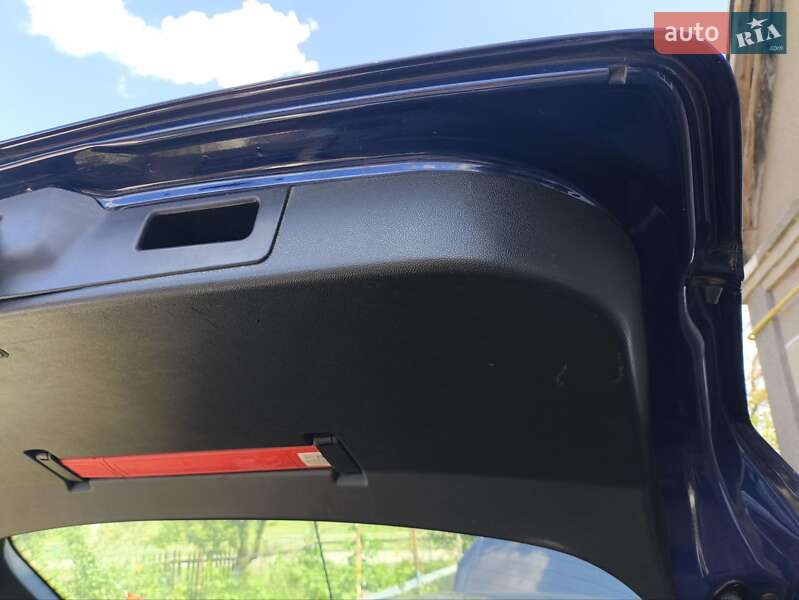 Универсал Opel Astra 2012 в Луцке