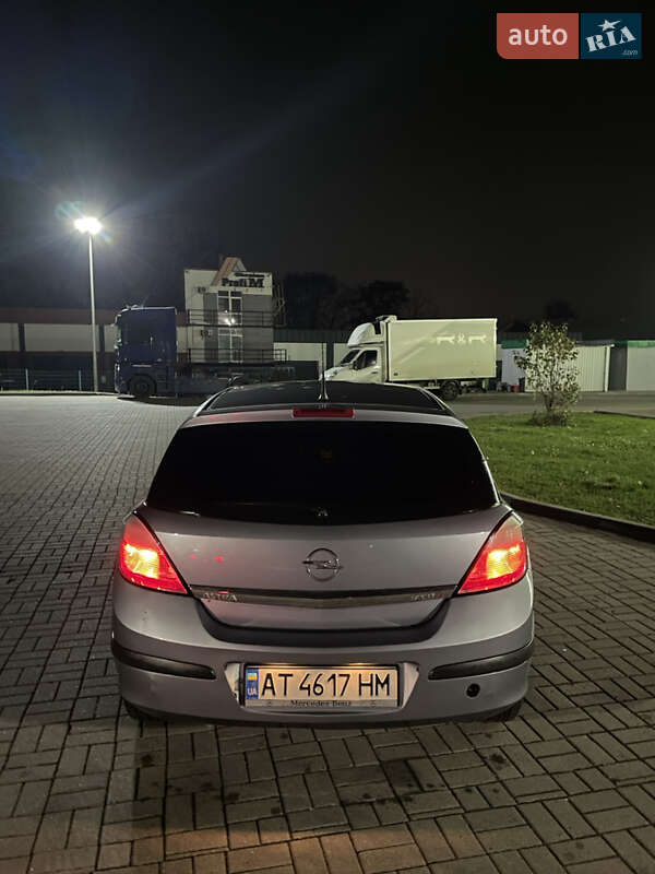 Хетчбек Opel Astra 2005 в Калуші