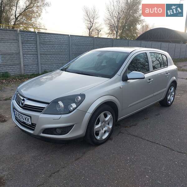 Хетчбек Opel Astra 2008 в Черкасах фото 6 Хетчбек Opel Astra 2008 в Черкасах