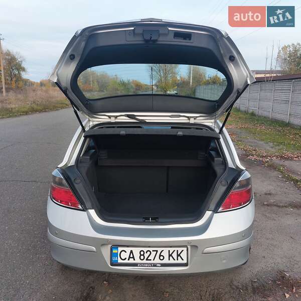 Хетчбек Opel Astra 2008 в Черкасах фото 29 Хетчбек Opel Astra 2008 в Черкасах