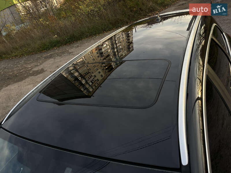 Універсал Opel Astra 2012 в Рівному