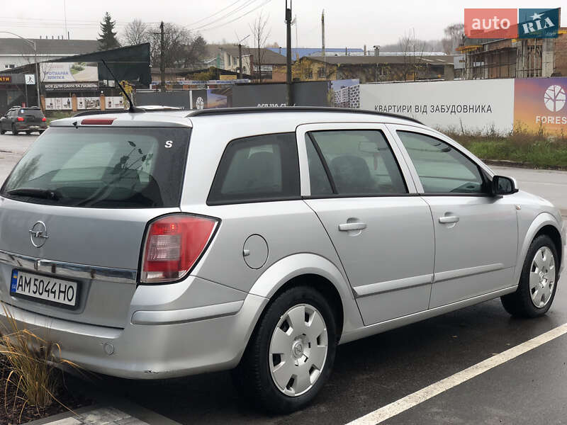 Универсал Opel Astra 2008 в Виннице
