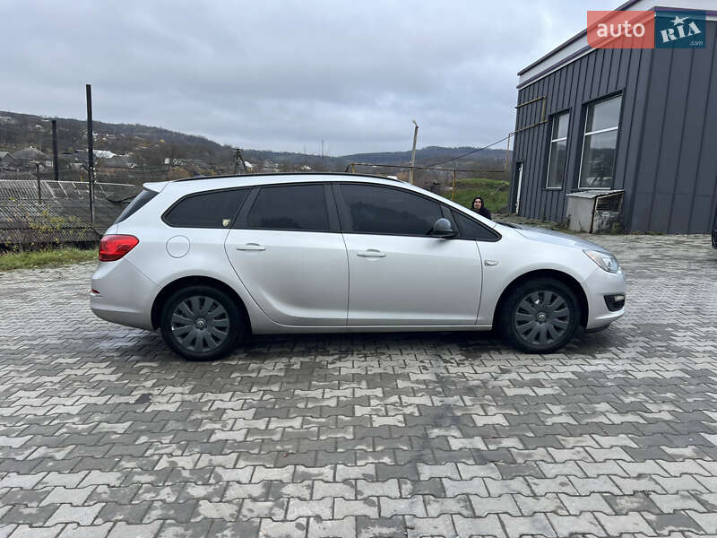 Универсал Opel Astra 2013 в Черновцах фото 8 Универсал Opel Astra 2013 в Черновцах